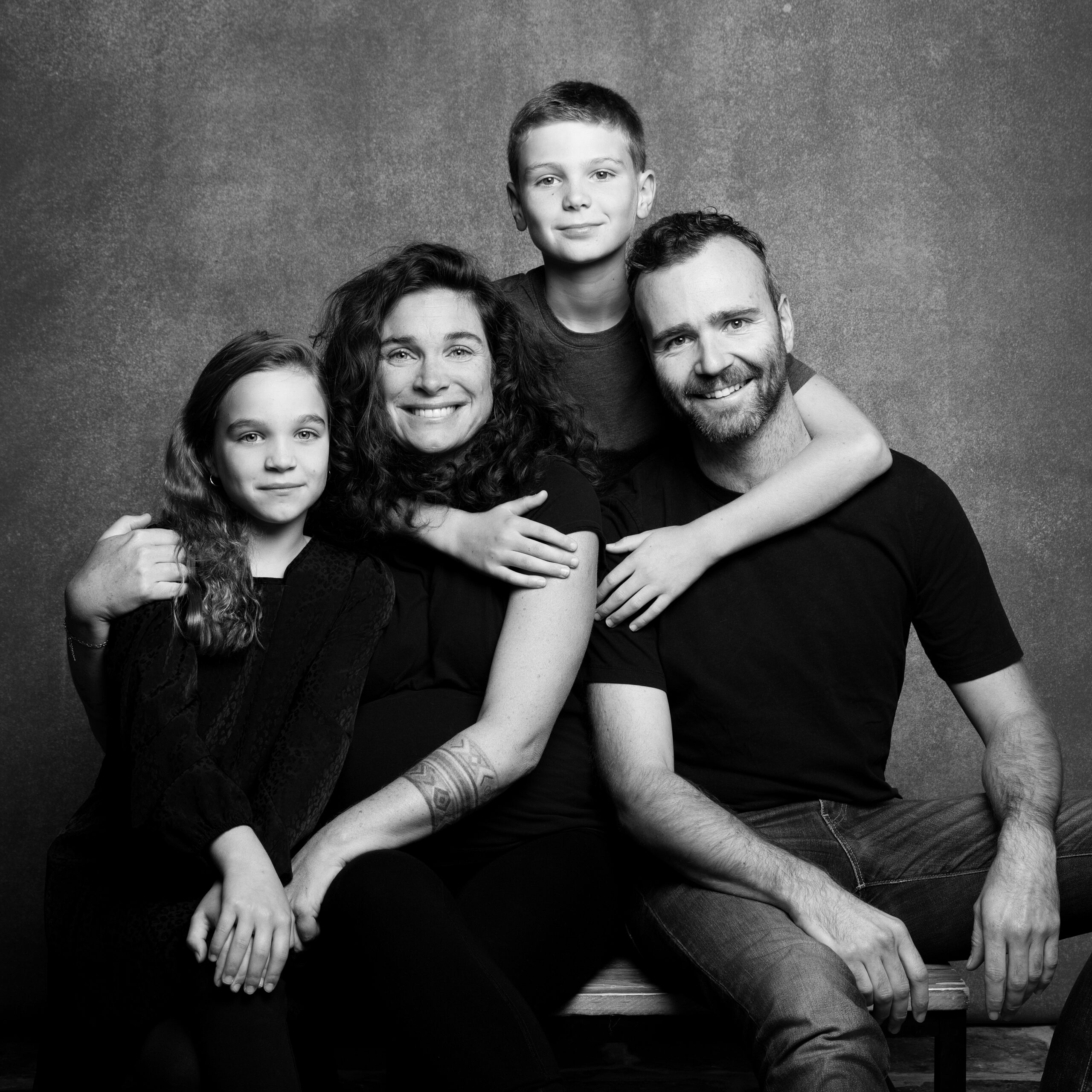 photo de famille en noir et blanc